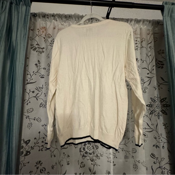 ELLE | black and white Eiffel Tower sweater | XL - Picture 2 of 4